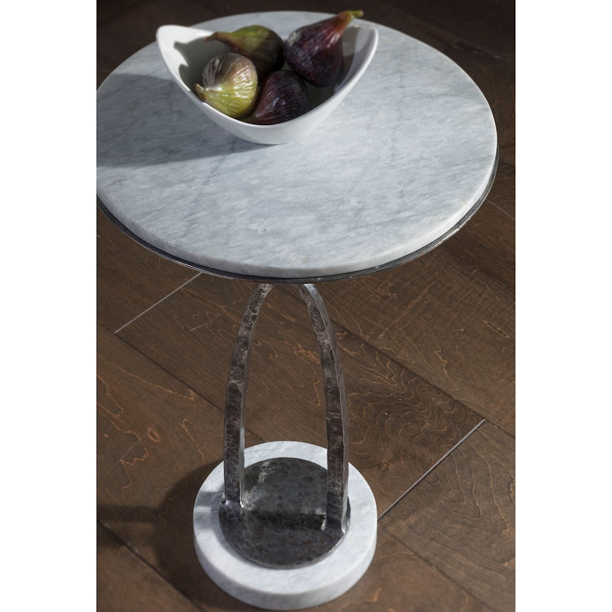 Artistica Vega Round Spot Table