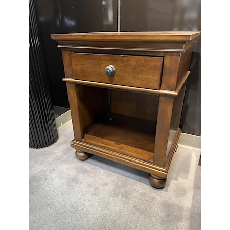 1 drawer nightstand