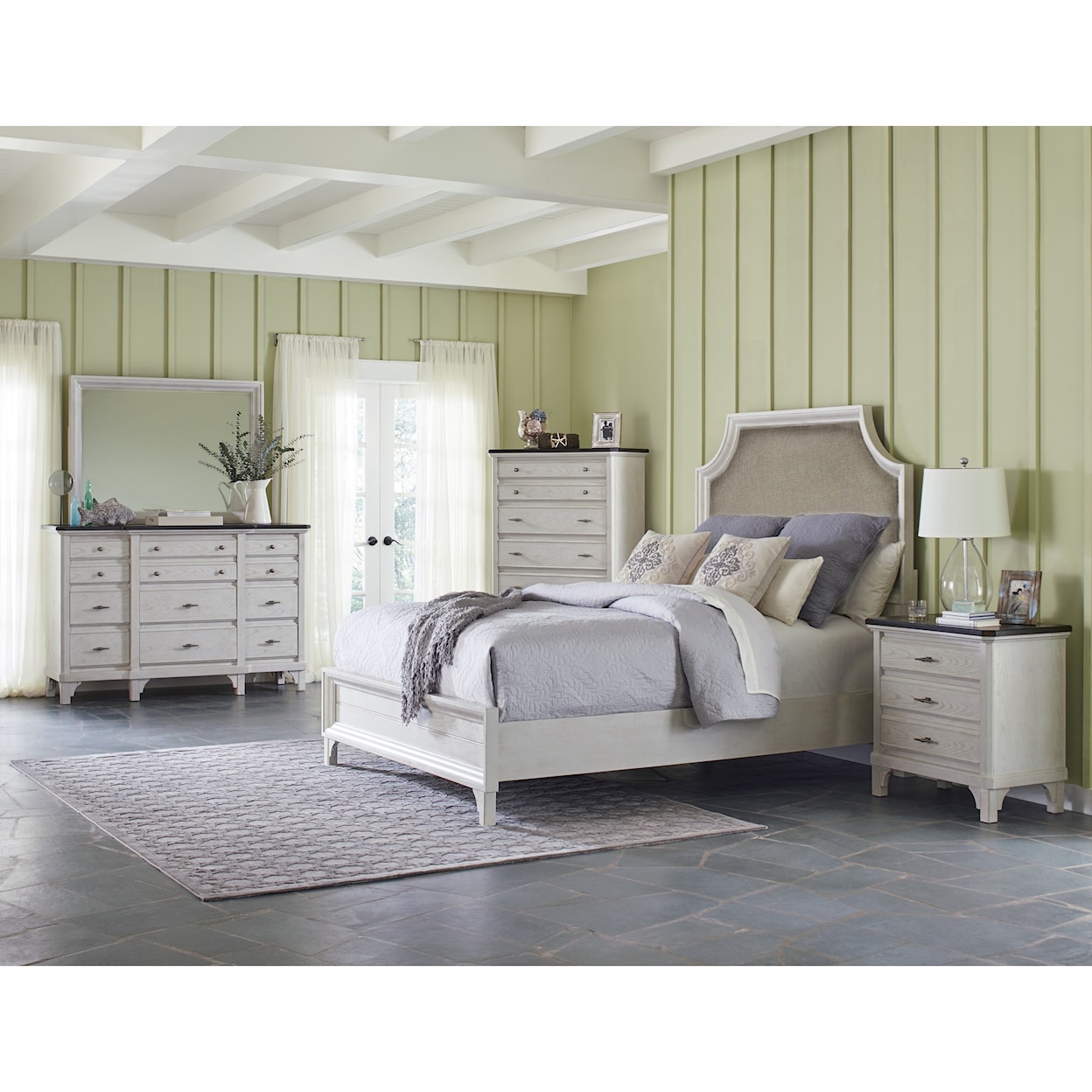 Avalon Furniture Mystic Cay King Bedroom Group