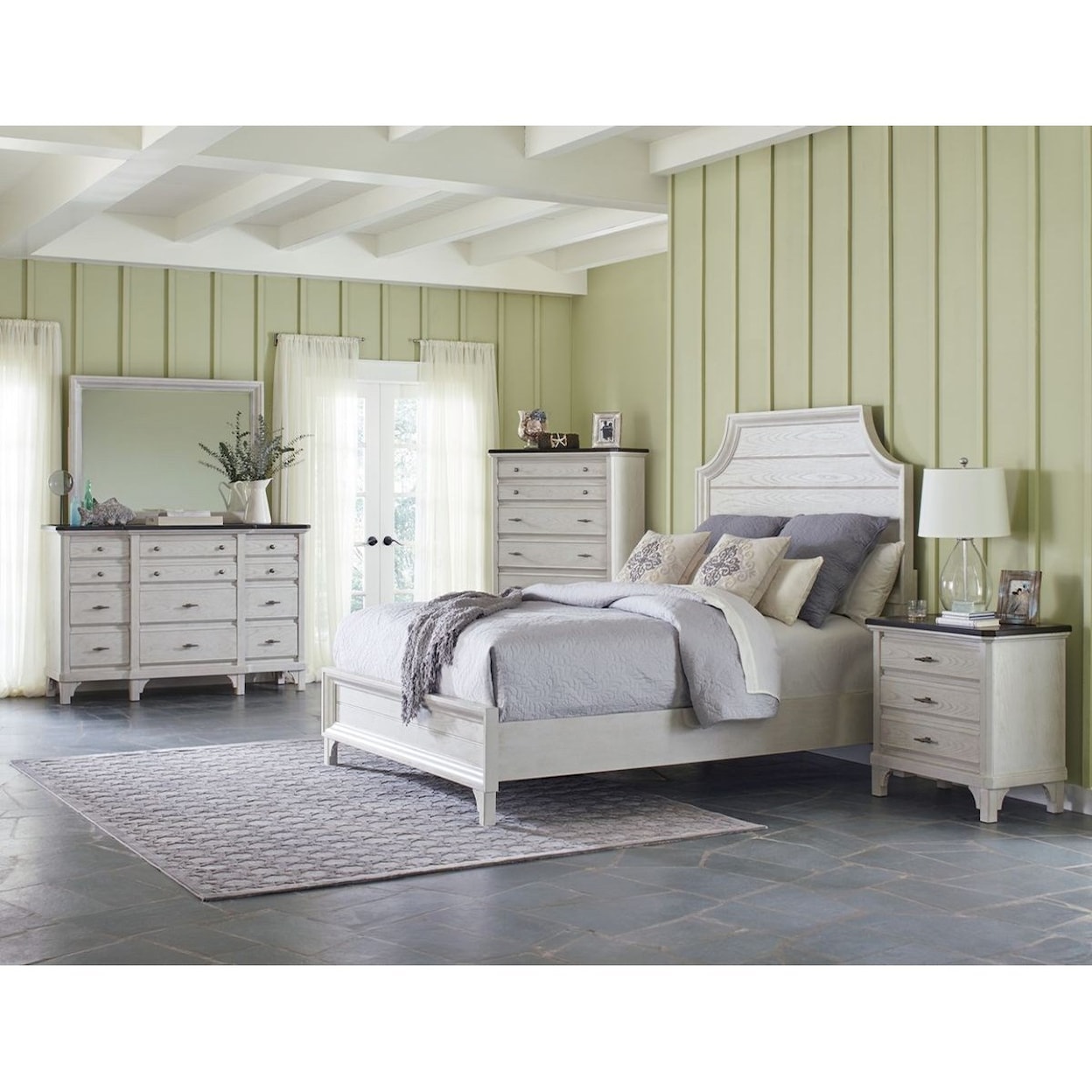 Avalon Furniture Mystic Cay King Panel Bed
