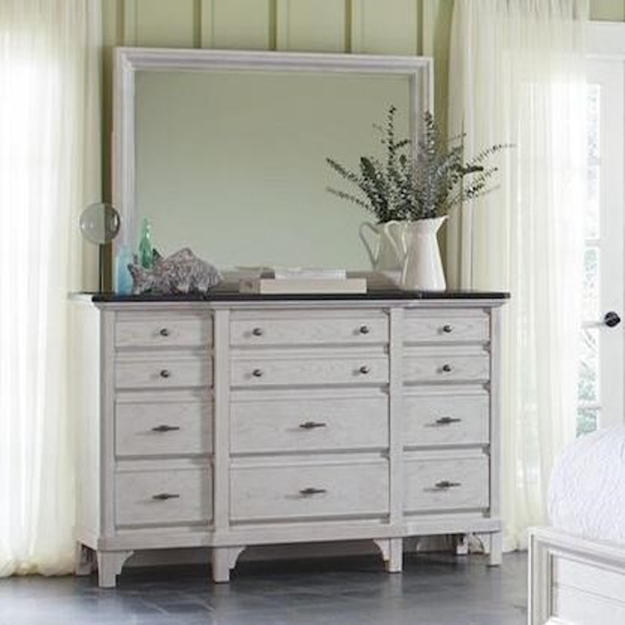 Avalon Furniture Mystic Cay Dresser and Mirror Set