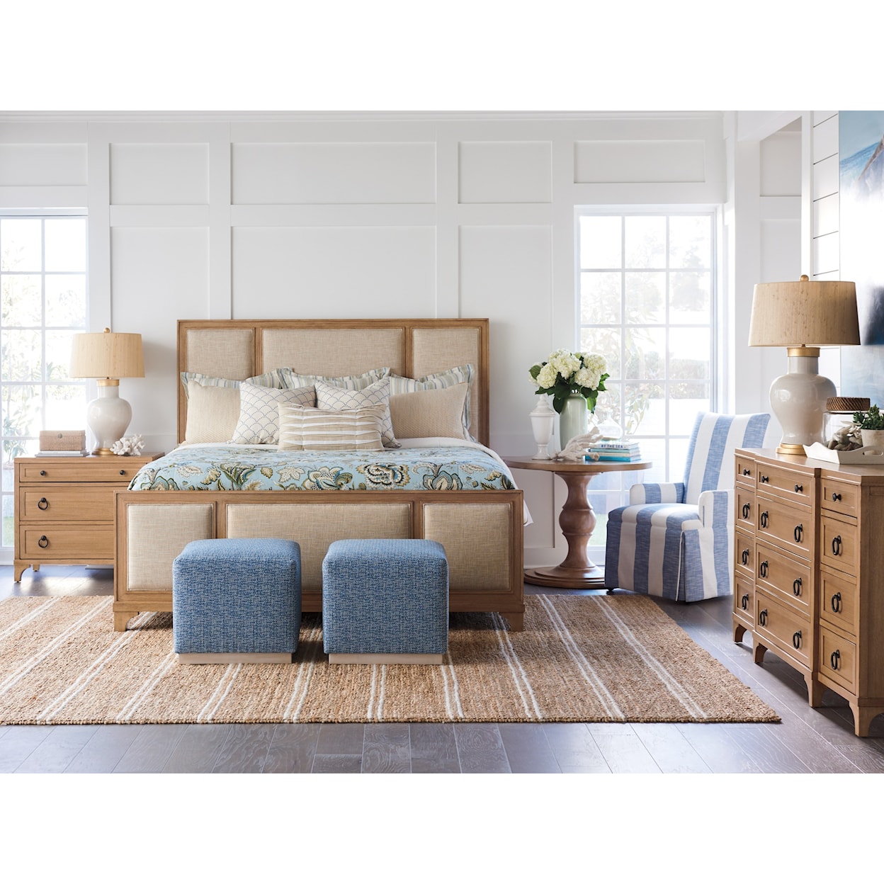 Barclay Butera Newport Crystal Cove Upholstered Panel Bed 6/0 CKing