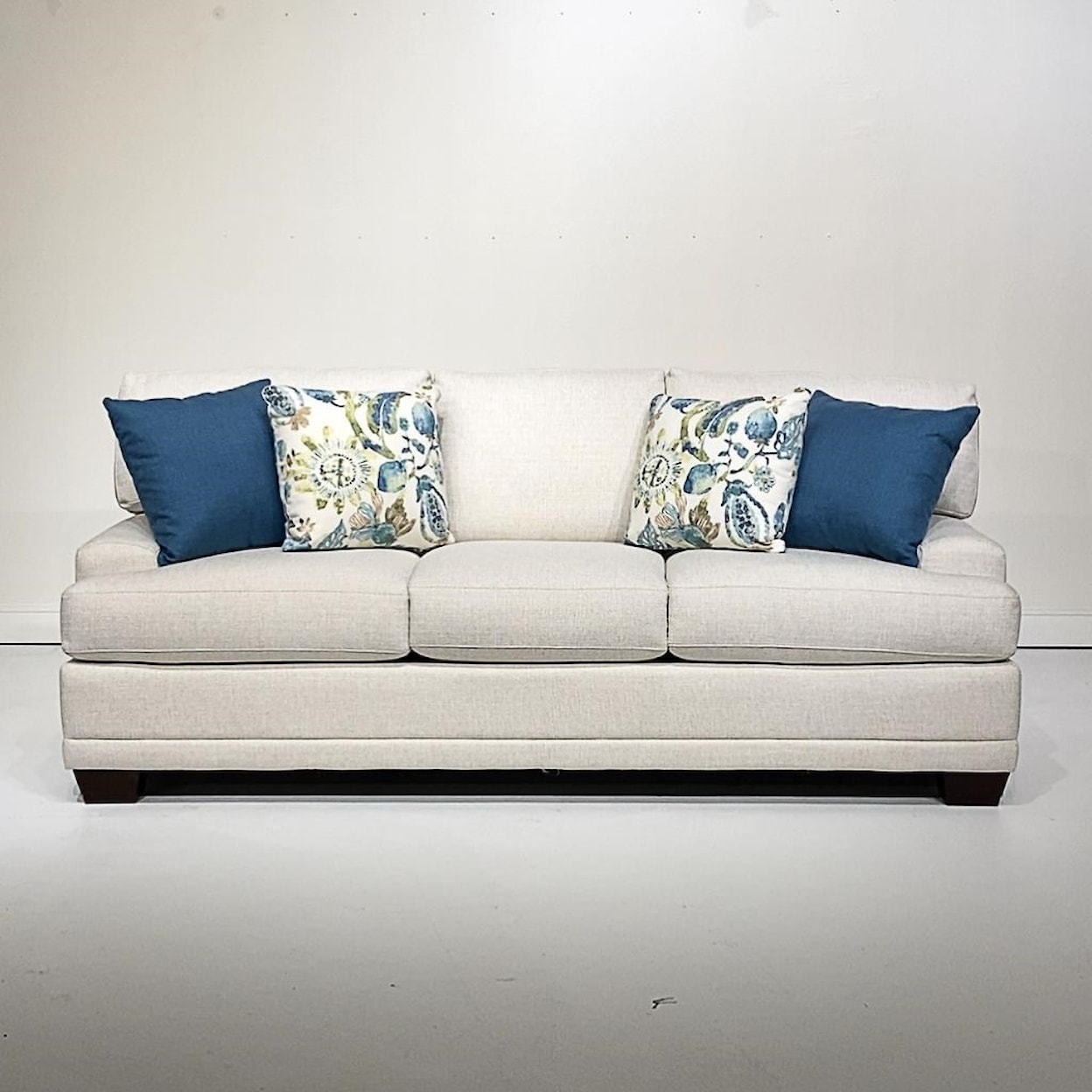 Bassett Carmen Carmen Sofa