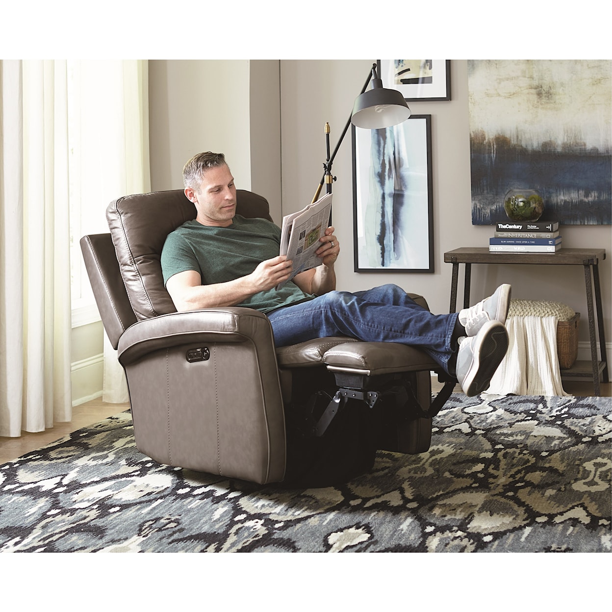 Bassett Club Level - Matthews Lay-Flat Wallsaver Power Recliner