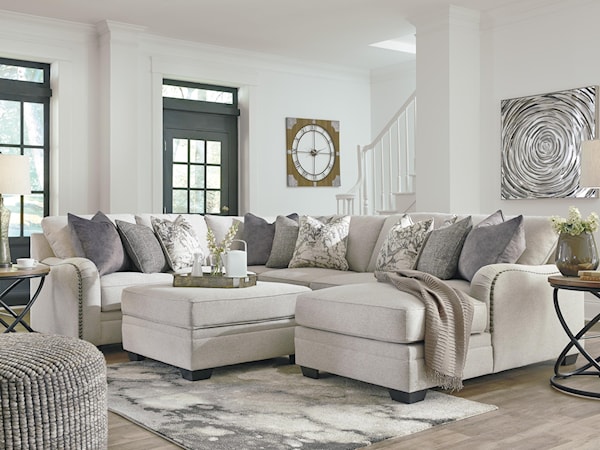 4 PC Sectional and Ottoman Set