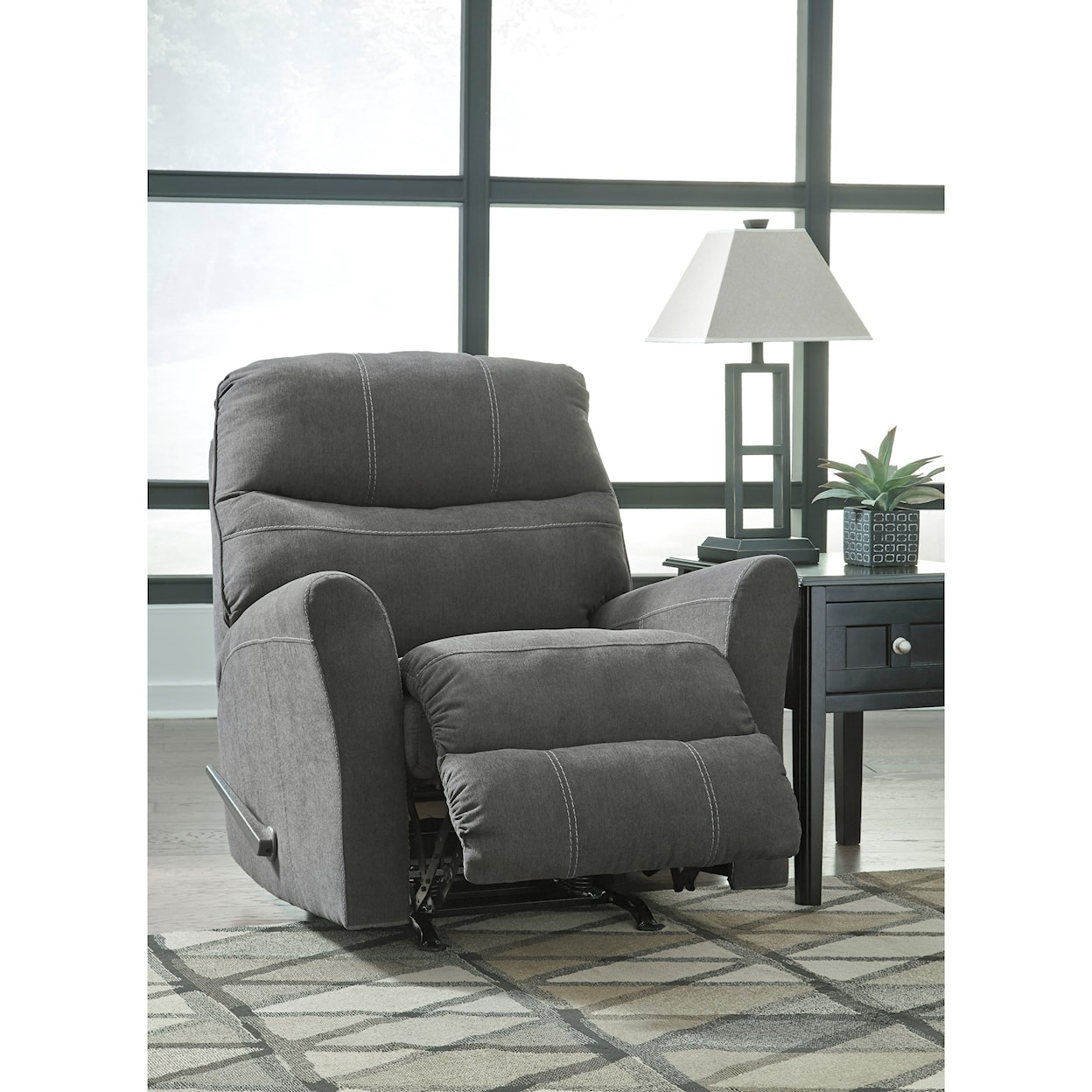 Ashley Furniture Benchcraft Maier Recliner