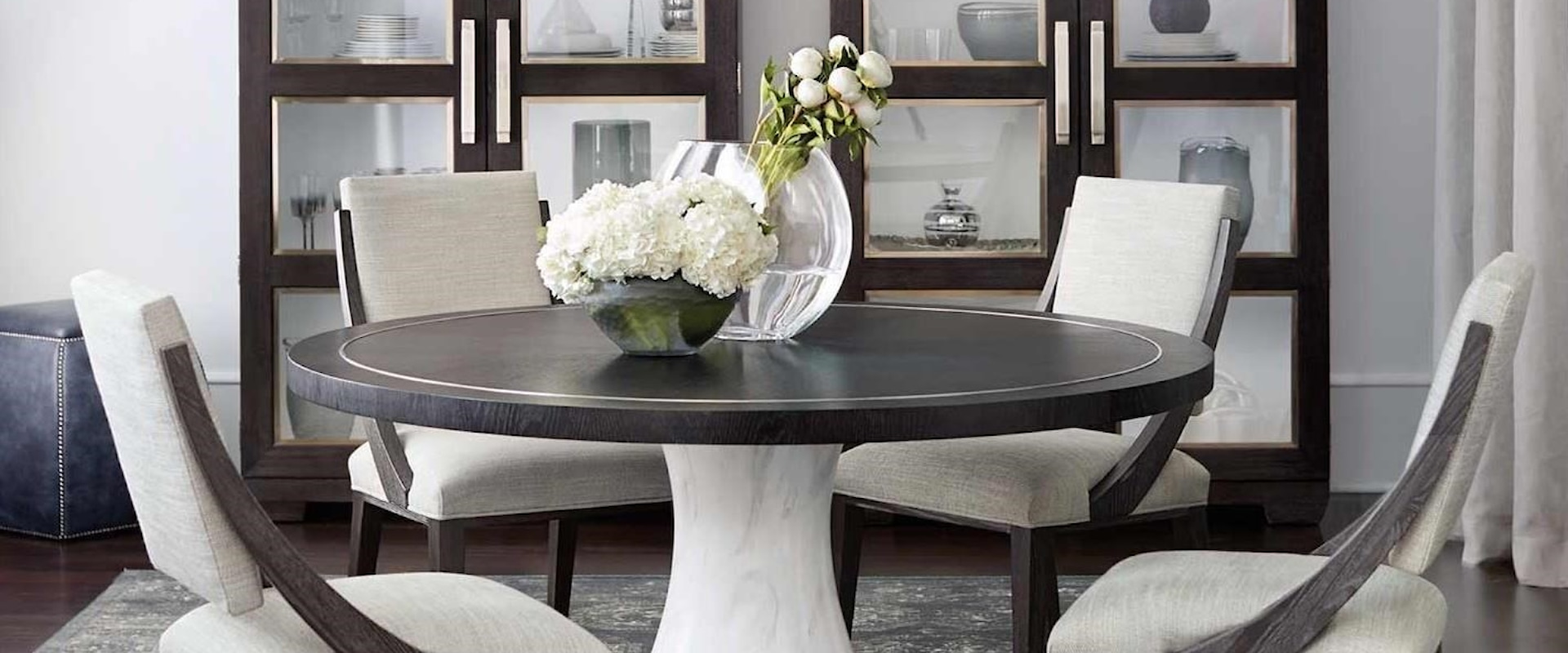 Casual Dining Room Group