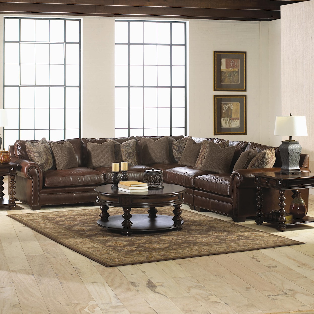 Bernhardt Grandview Traditional Sectional