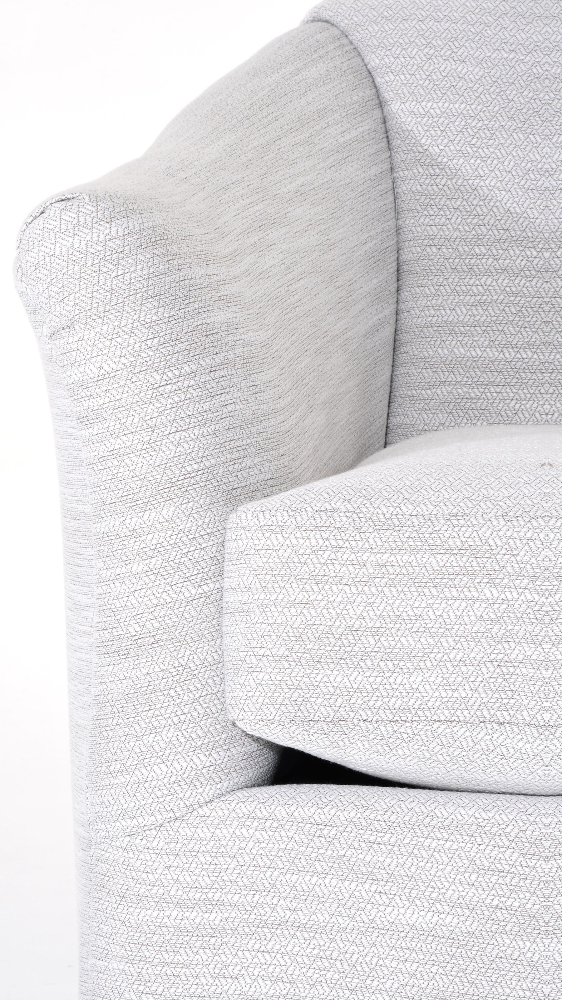 Best Home Furnishings Darby Swivel Chair