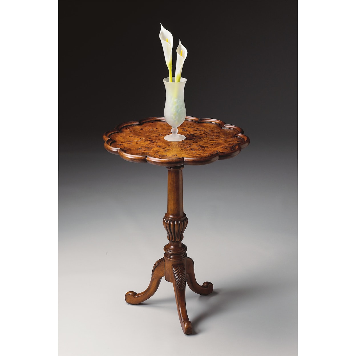 Butler Specialty Company Masterpiece  Pedestal Table