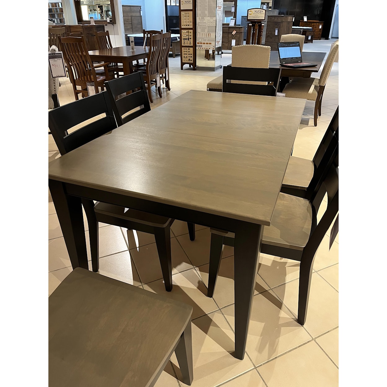 Canadel Dining Room Dining Table