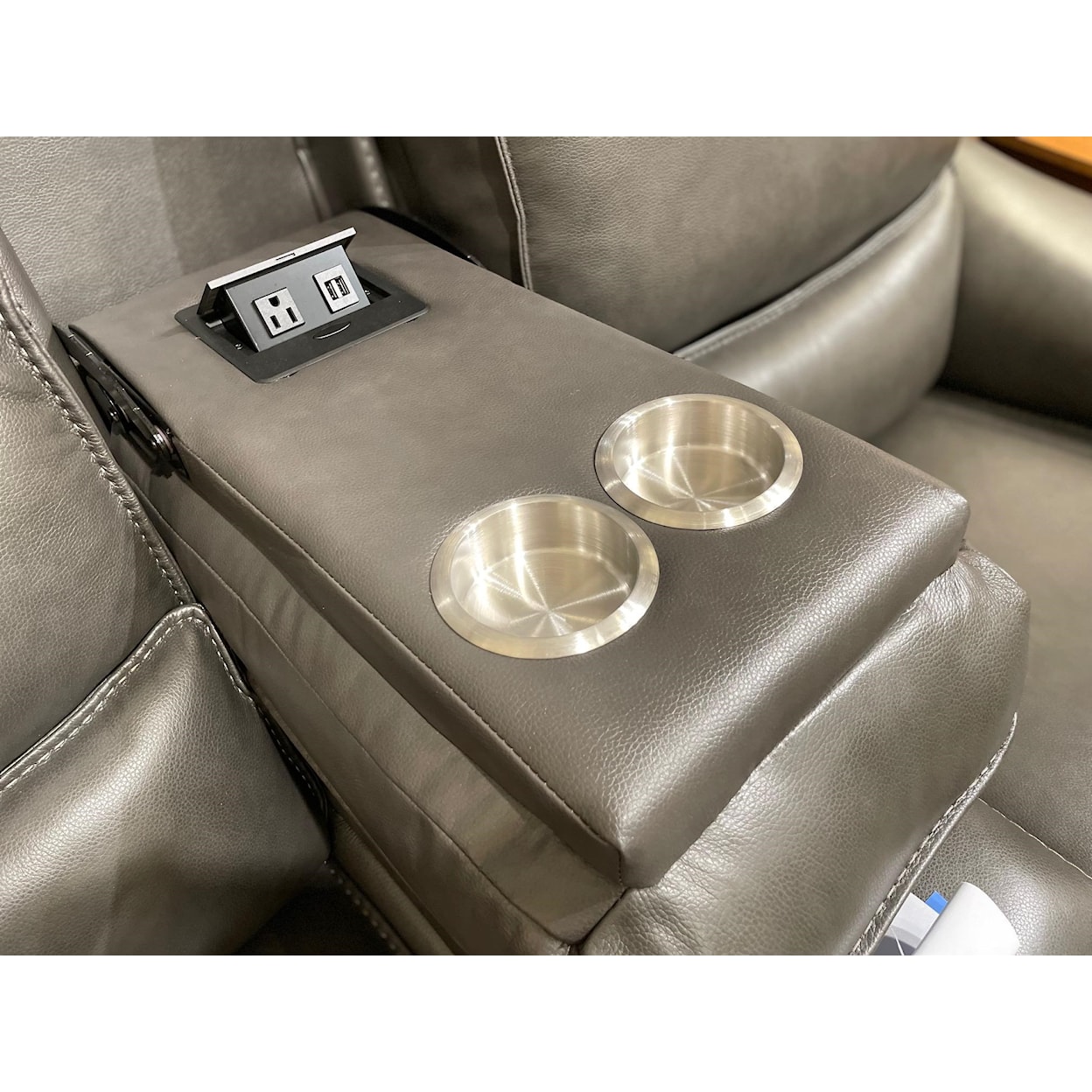 Cheers/Man Wah U90091HM Power Reclining Console with Power Headrests