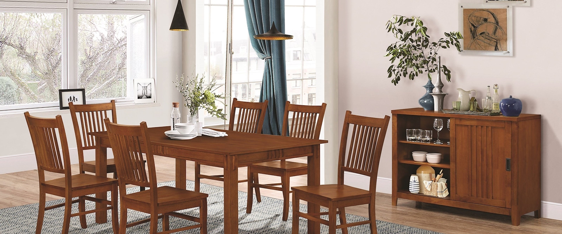 Casual Dining Room Group