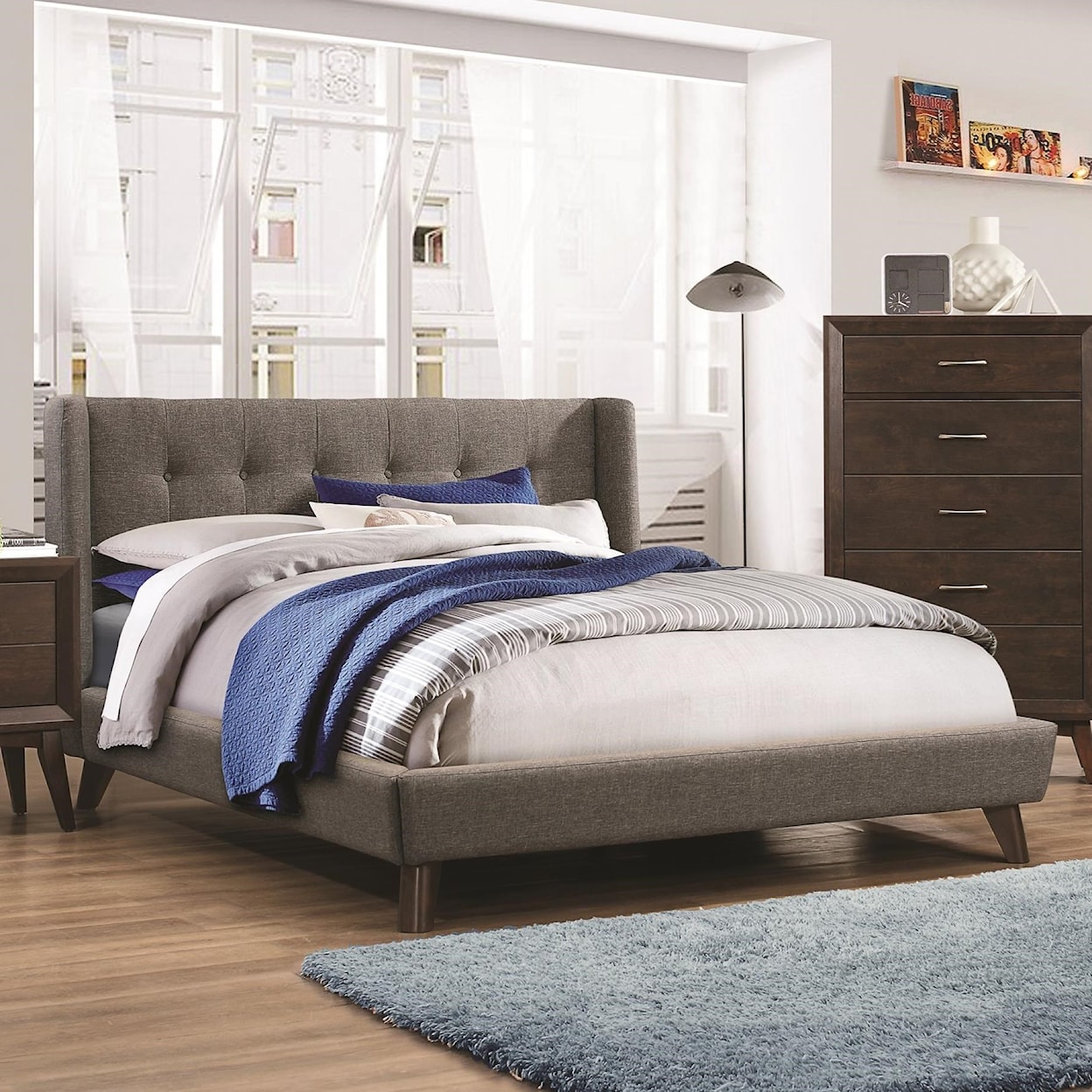 Coaster Carrington Queen Bed