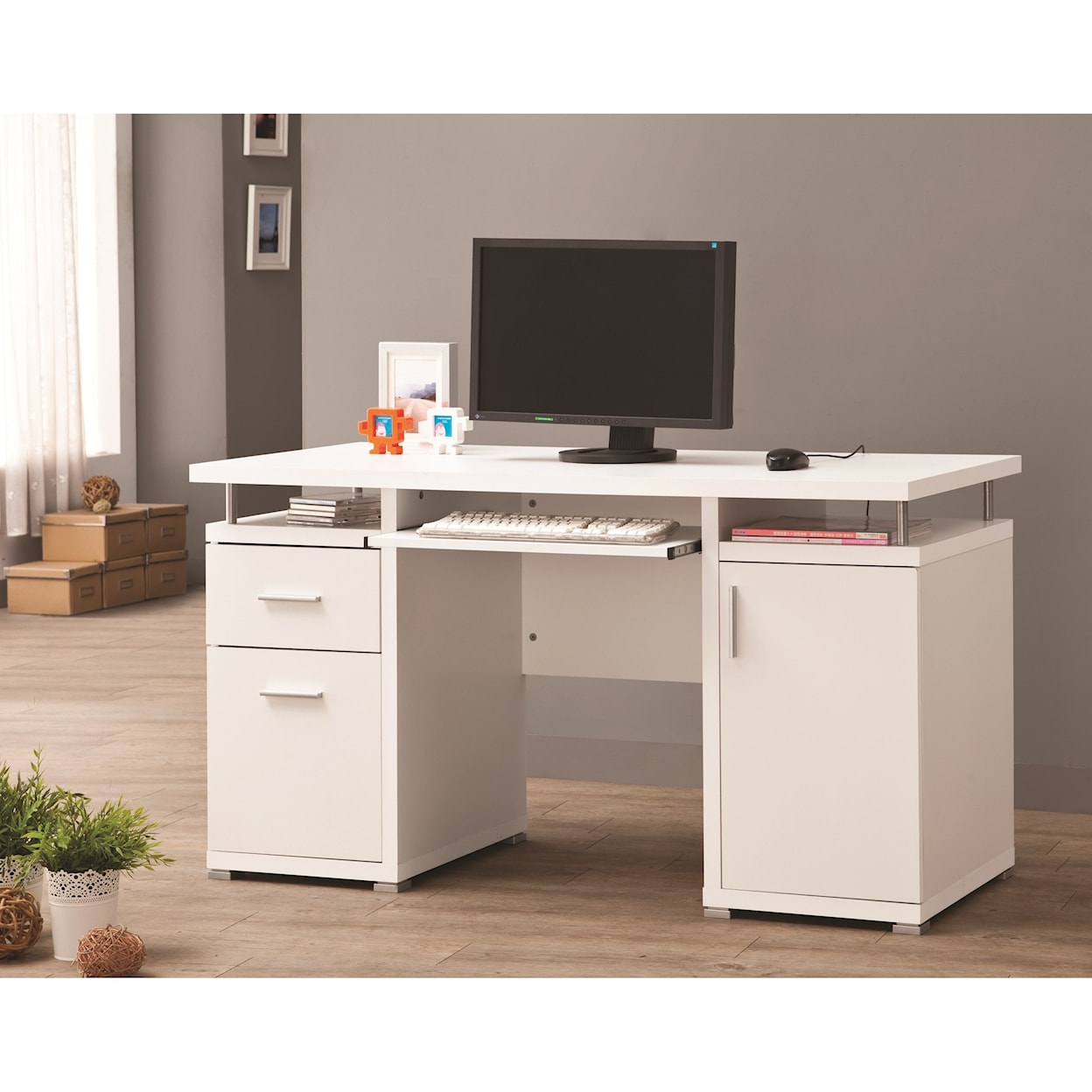 Michael Alan CSR Select  - Computer Desk