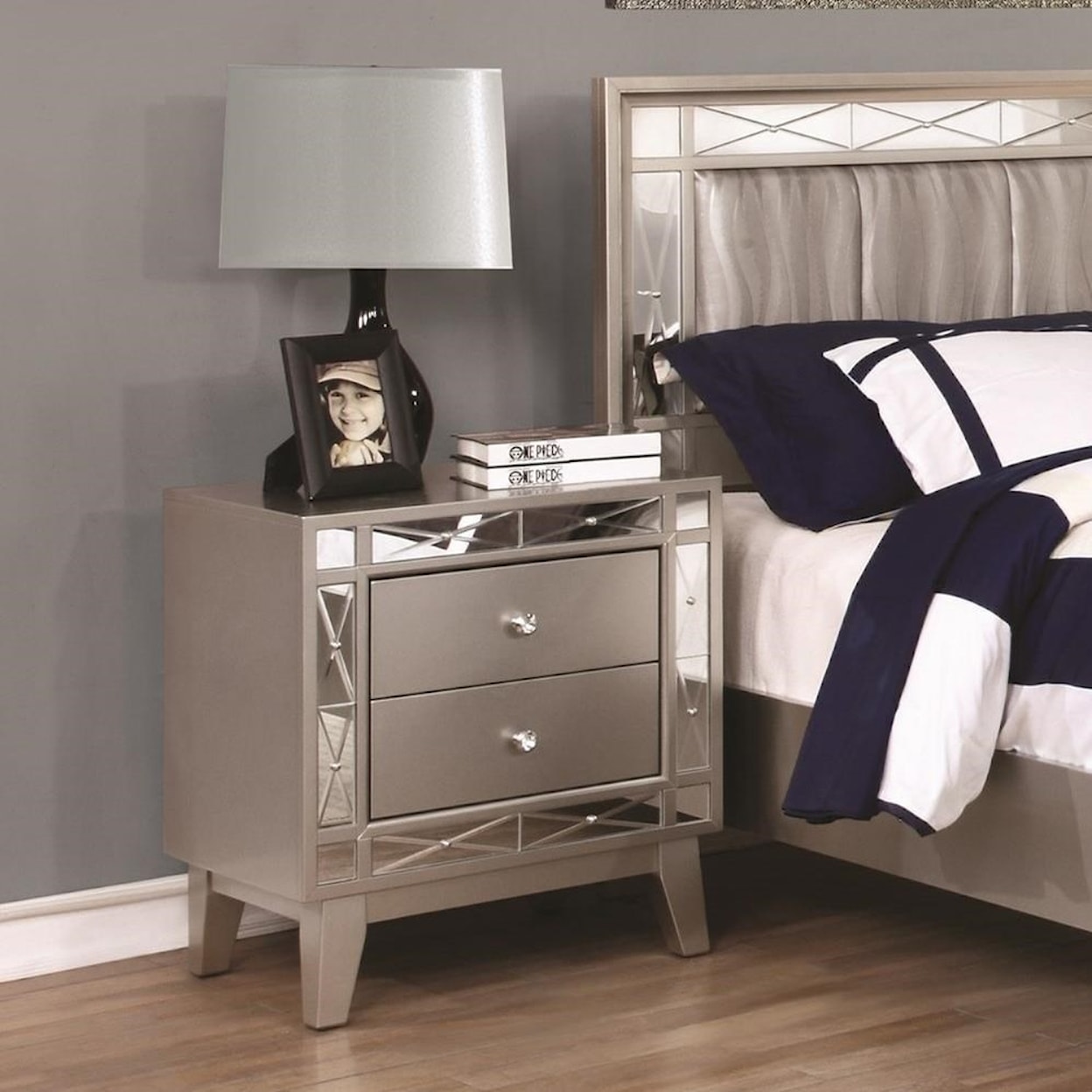 Michael Alan CSR Select Leighton Nightstand