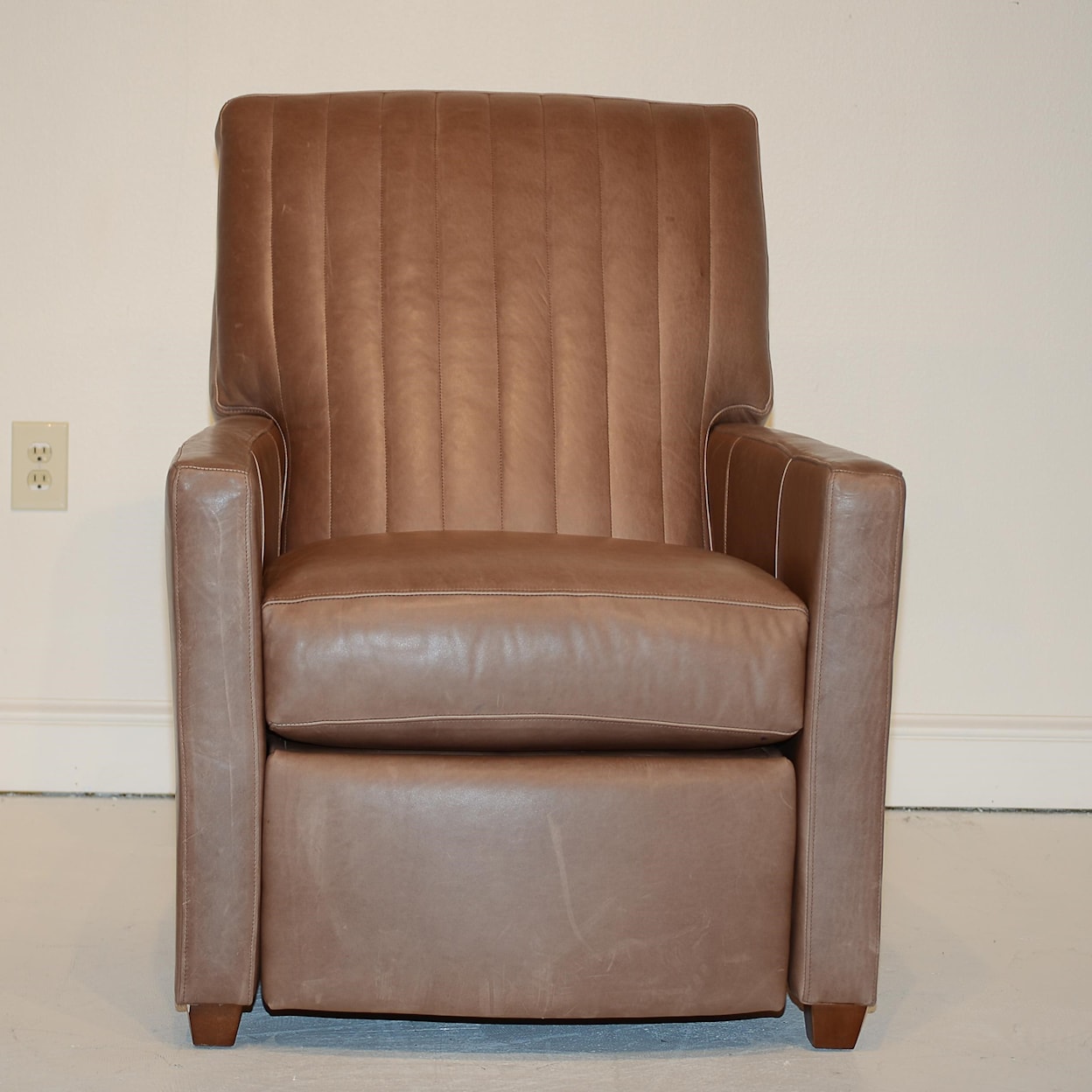 C.R. Laine Malcolm Recliner