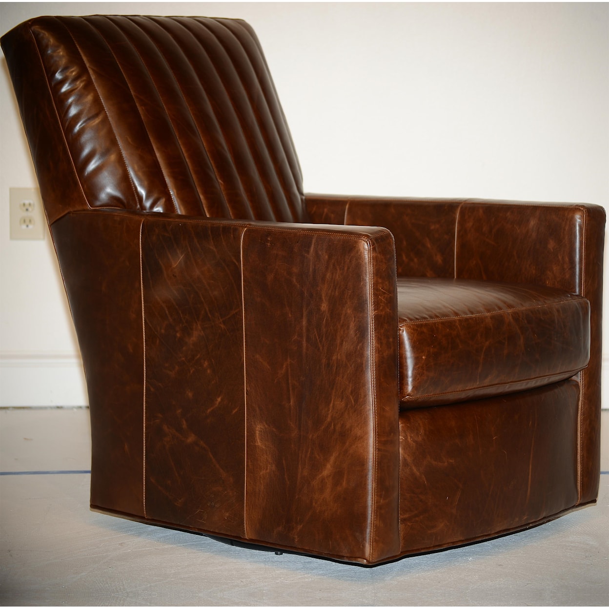 C.R. Laine Malcolm Swivel Chair