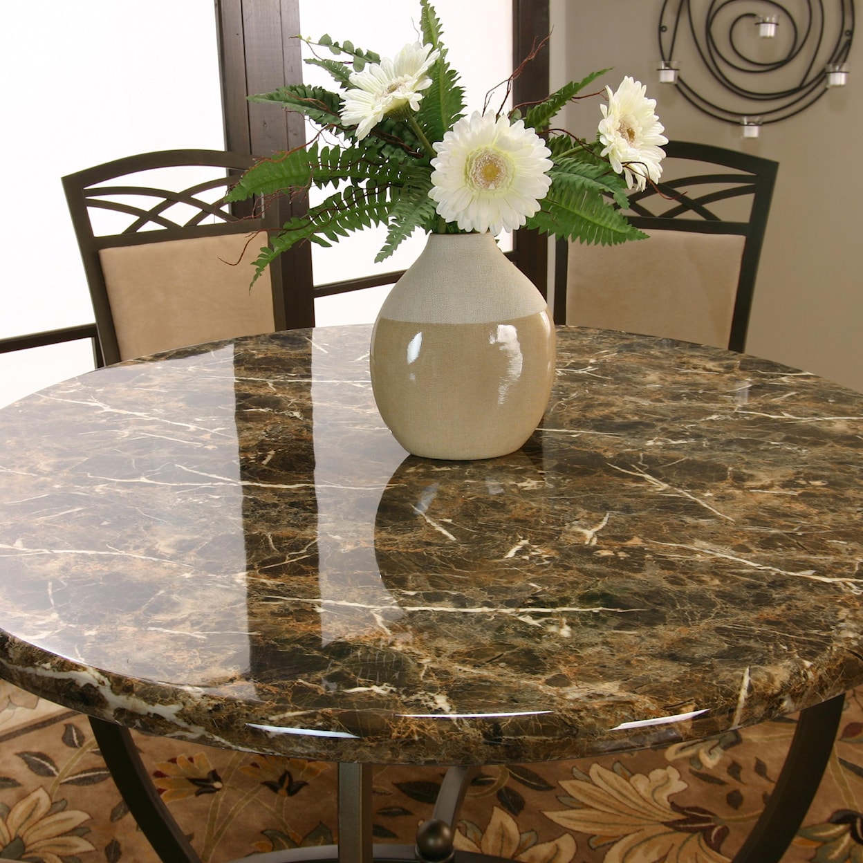 Cramco, Inc Atlas  Round Dining Table