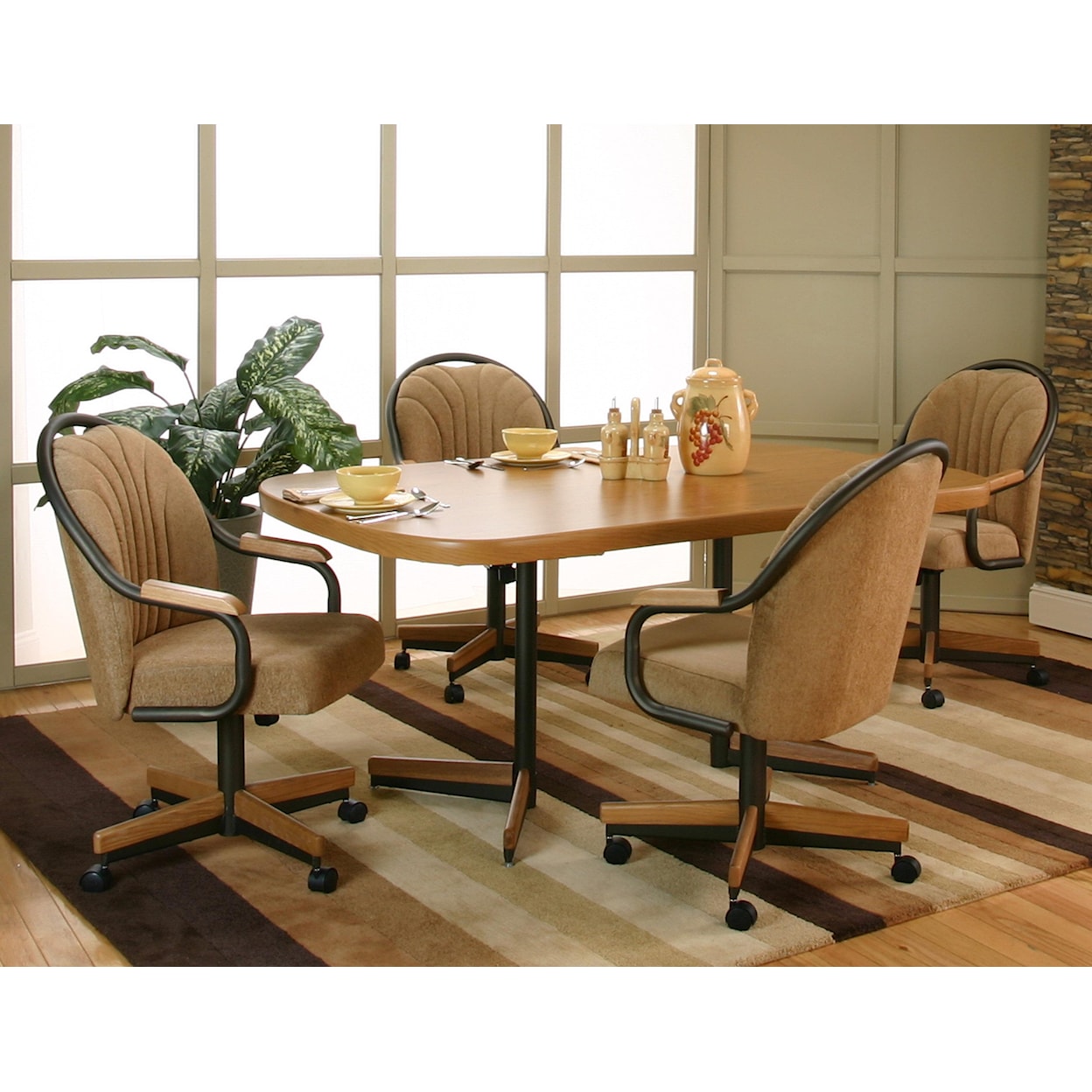 Cramco, Inc Shaw Bow-End Dining Table & 4 Arm Chairs