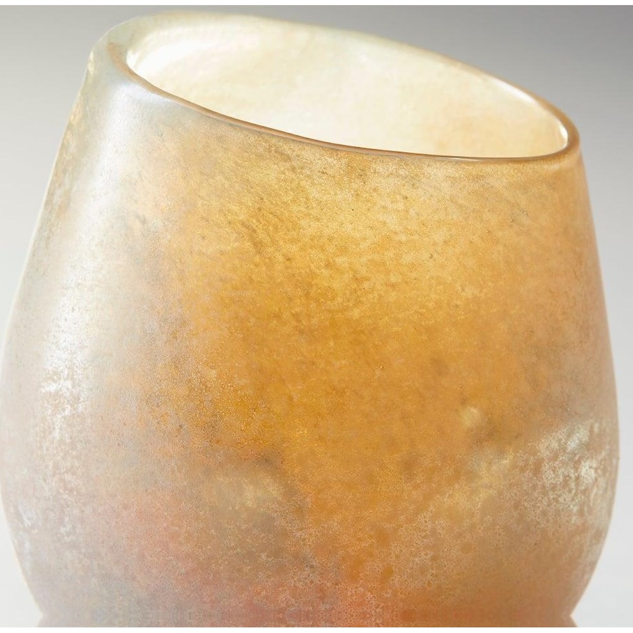 Cyan Design 10k Accessory Small Oberon Vase