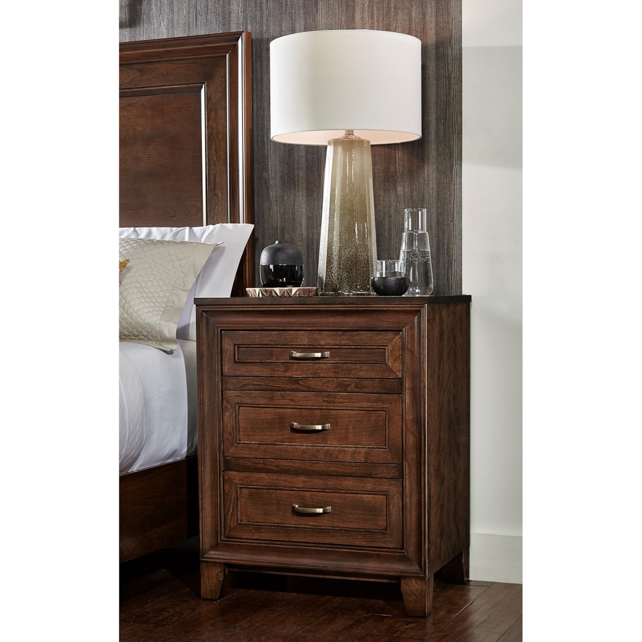 Daniels Amish Summerville 3-Drawer Nightstand