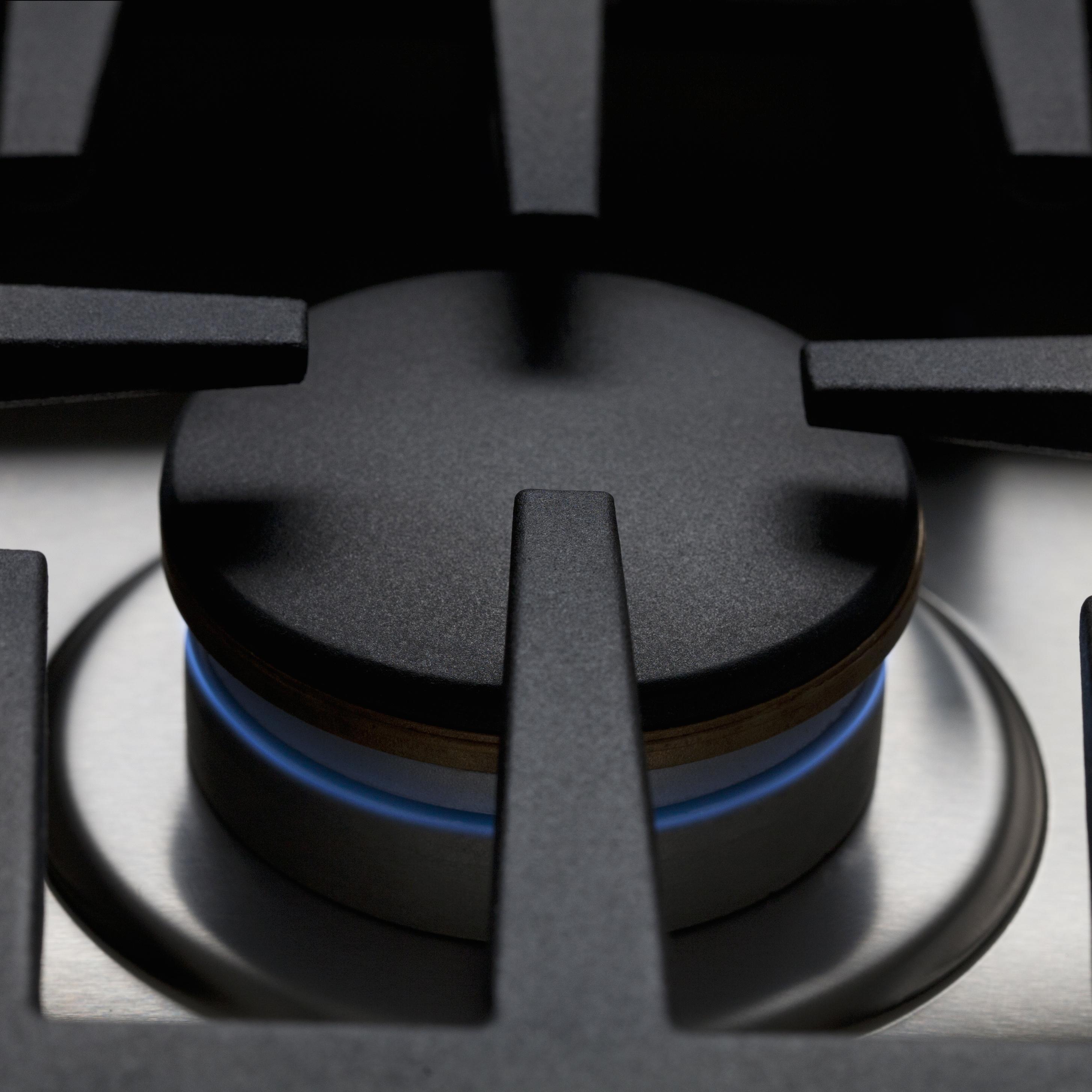 48" Professional Gas 6 Burner Cooktop