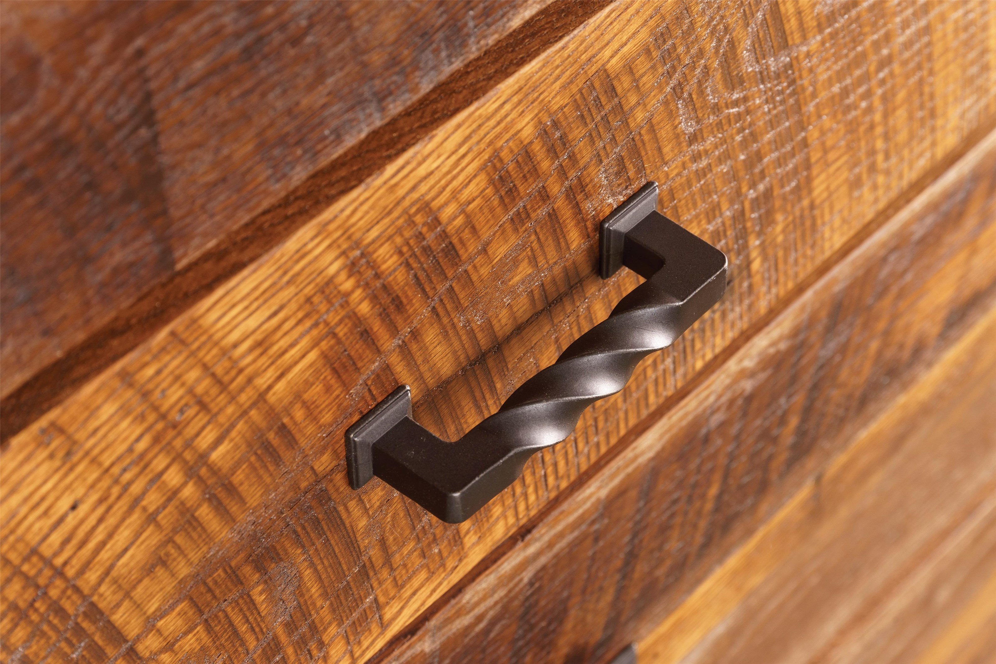 7 Drawer Dresser &amp; Mirror