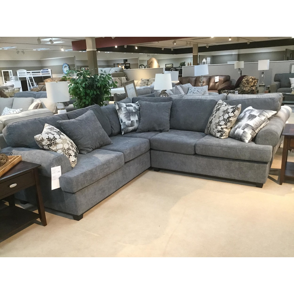 Edgewood Furniture 2172 2 Pc Sectional
