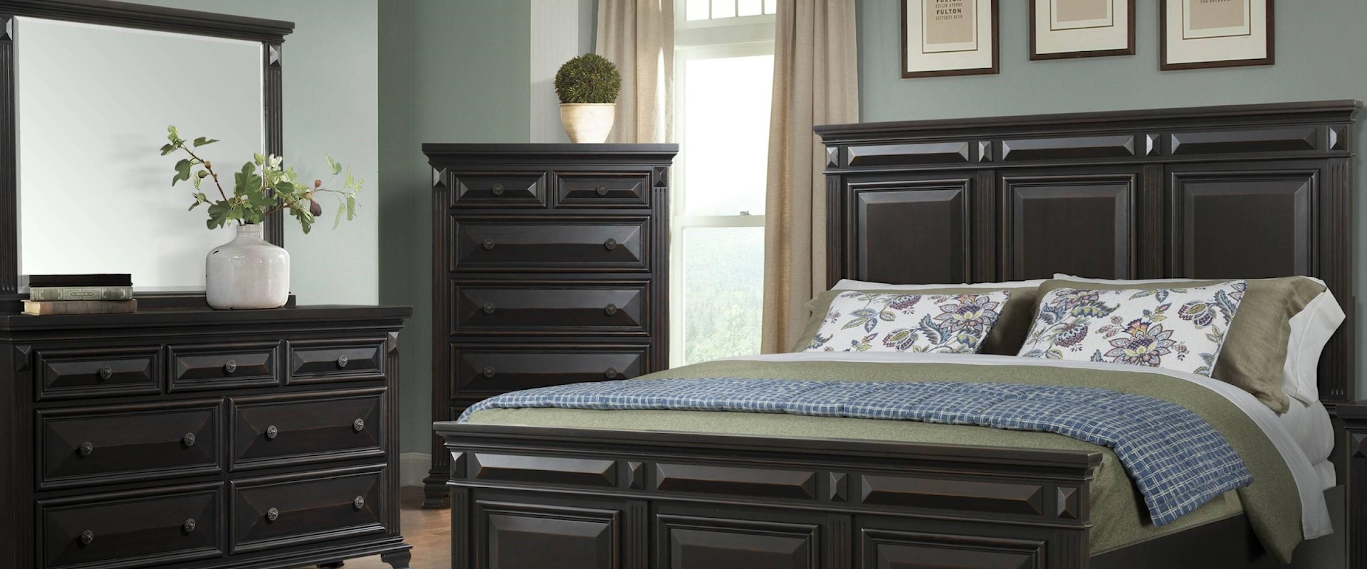 Queen 5 Piece Bedroom Group