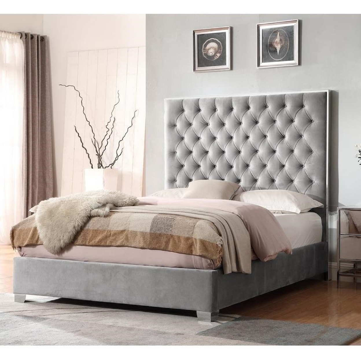 Emerald Lacey Queen Upholstered Bed