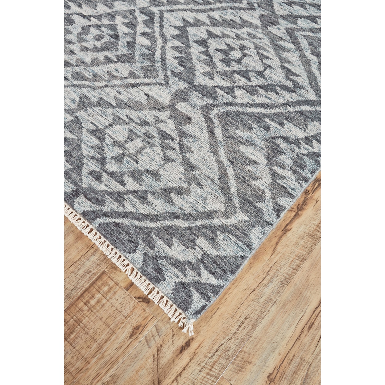 Feizy Rugs Nizhoni Graphite 4' x 6' Area Rug