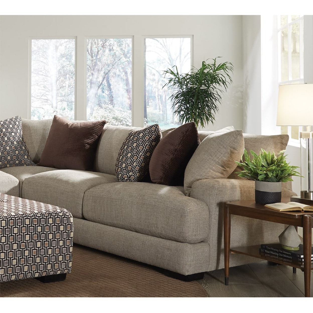 Franklin Arella 2 Piece Sectional