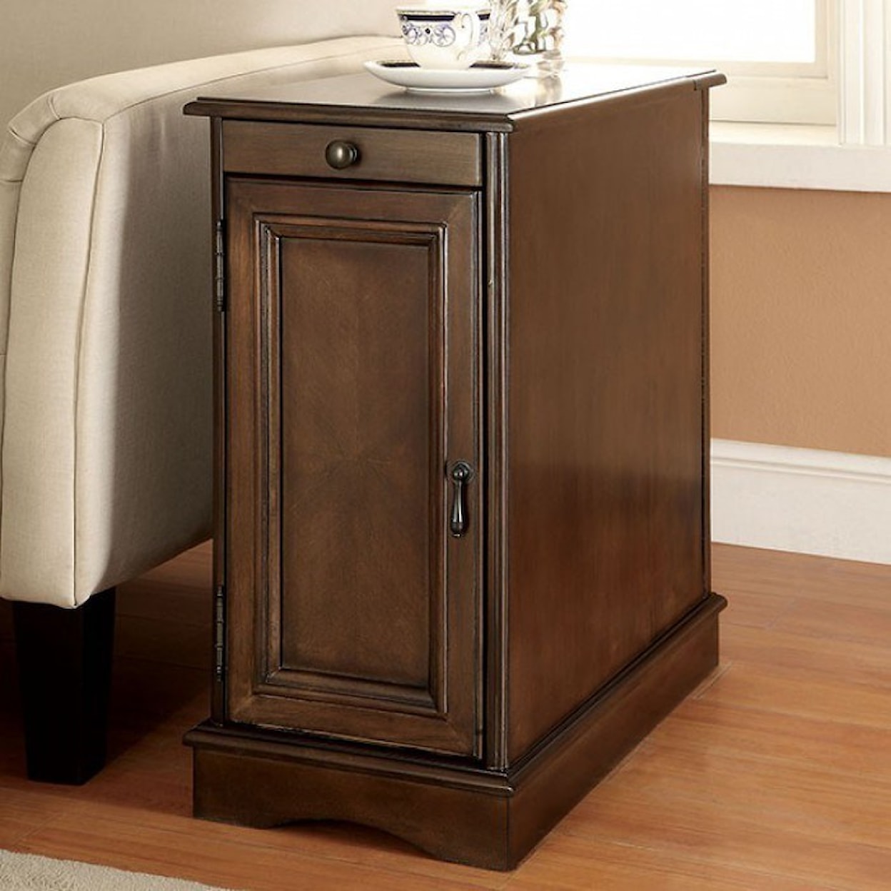 Furniture of America Lilith I Side Table w/ USB