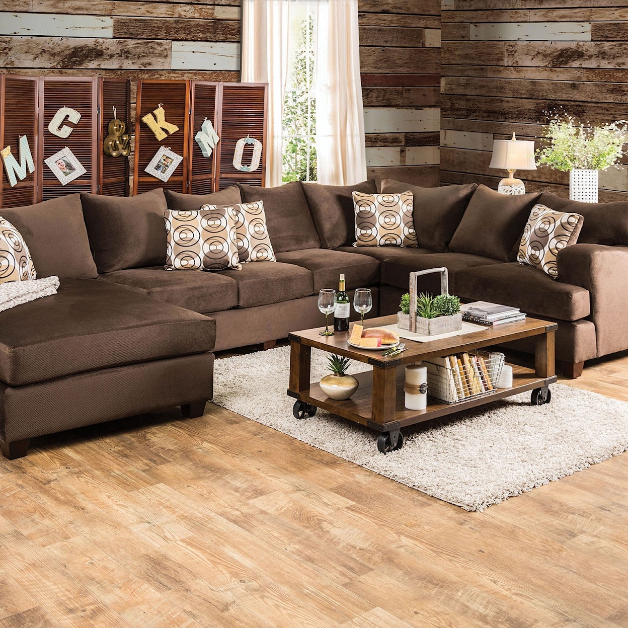 Furniture of America Wessington U-Shaped Sectional