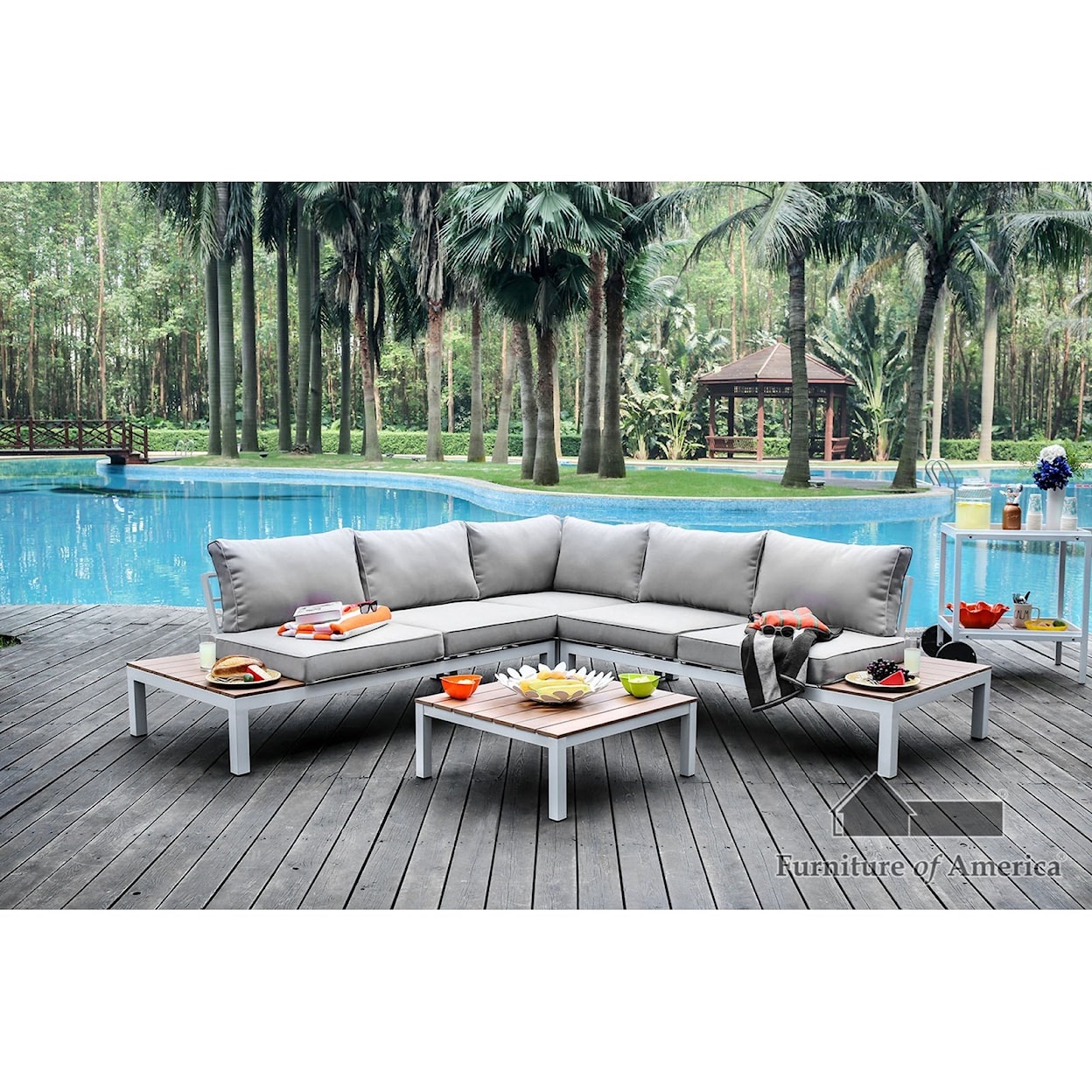 Furniture of America Winona Patio Sectional with Table