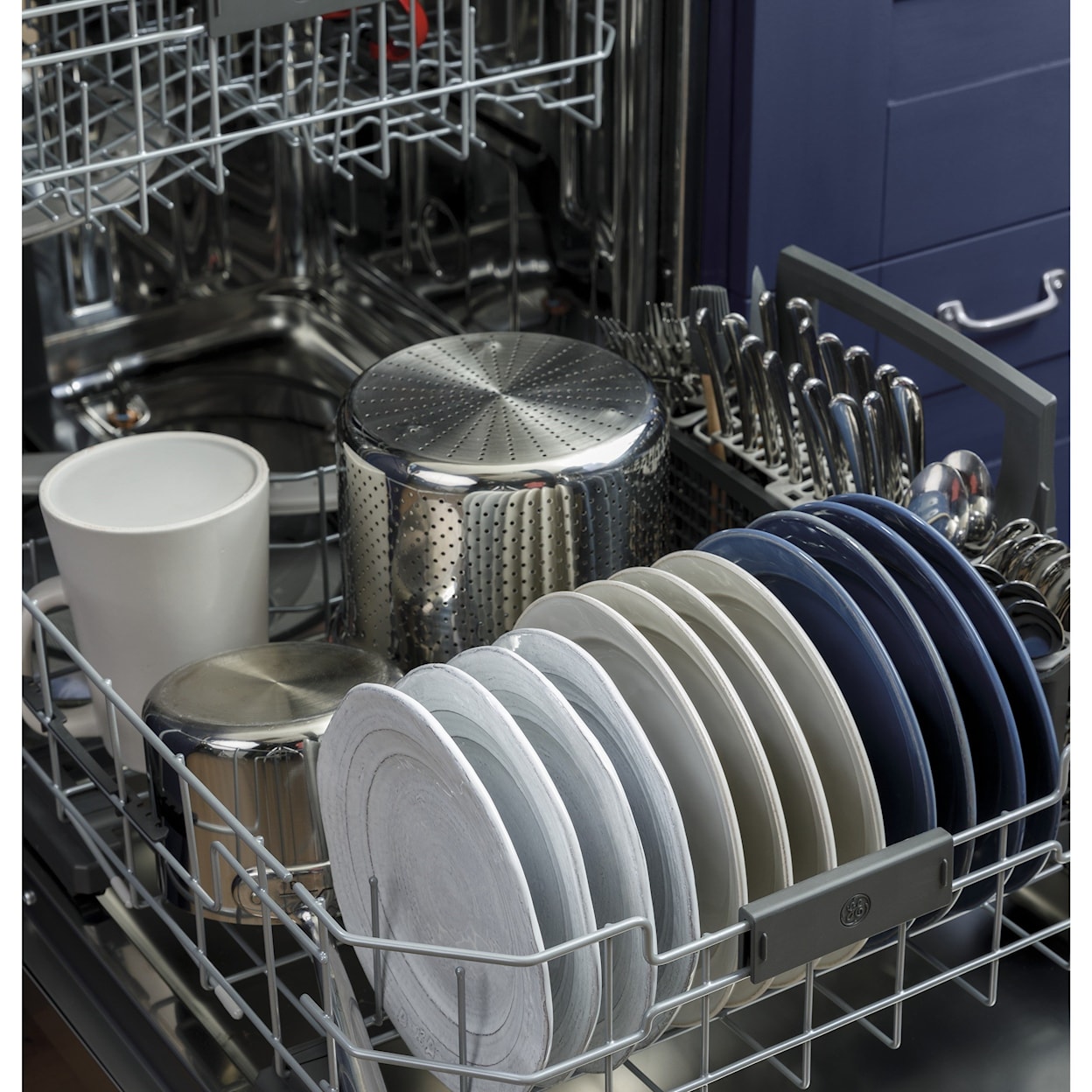 GE Appliances Dishwashers GE® Stainless Steel Interior Dishwasher