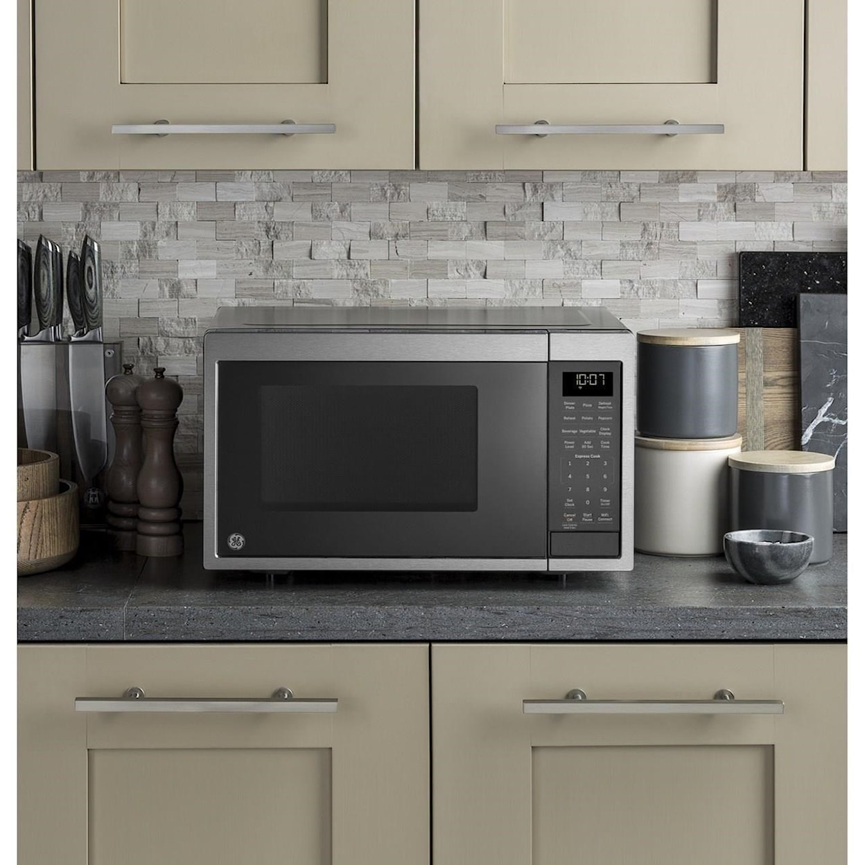 GE Appliances GE Microwaves GE® 0.9 Cu. Ft. Capacity Smart Countertop Mi