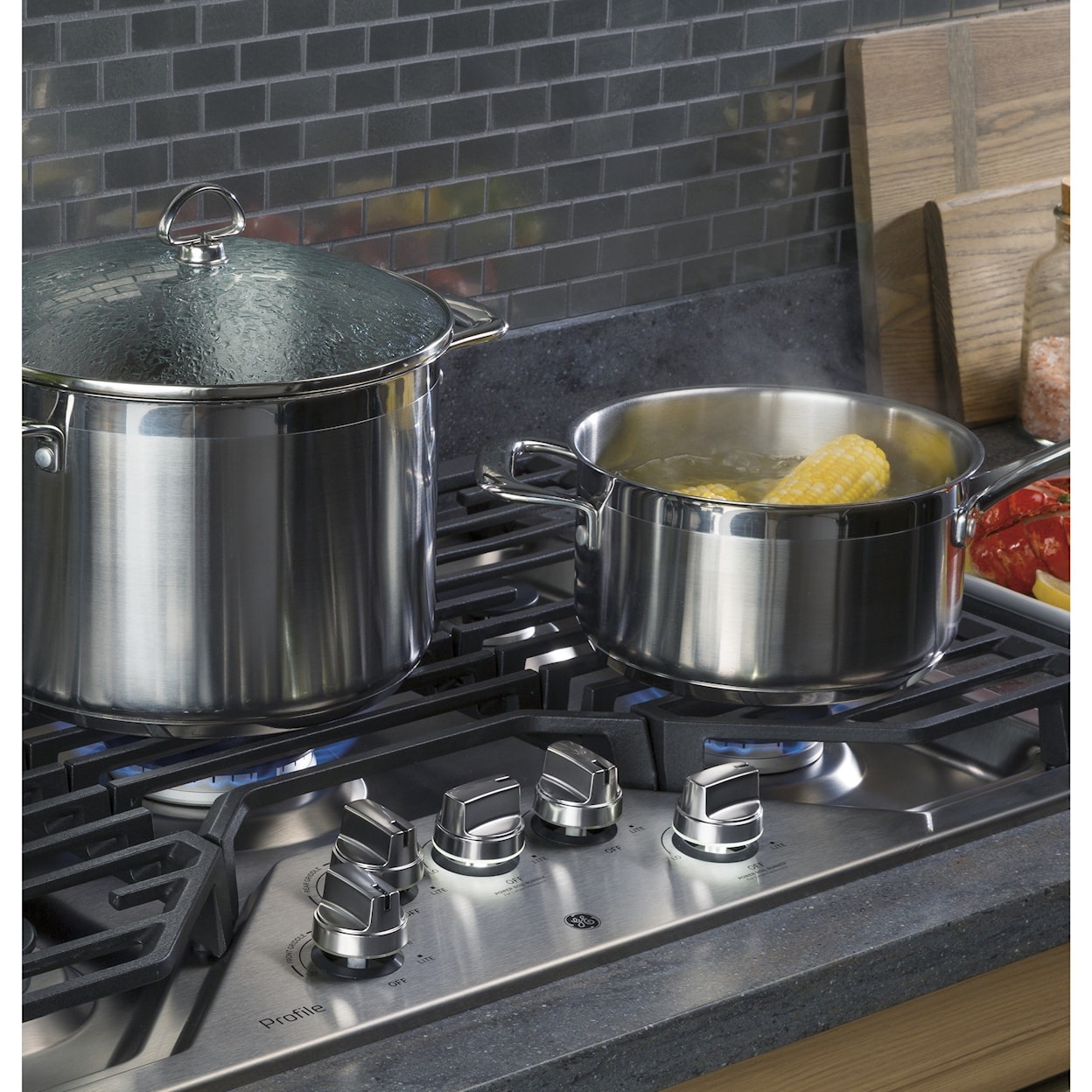 GE Appliances Profile Gas Cooktops Profile™ 30" Built-In Gas Cooktop