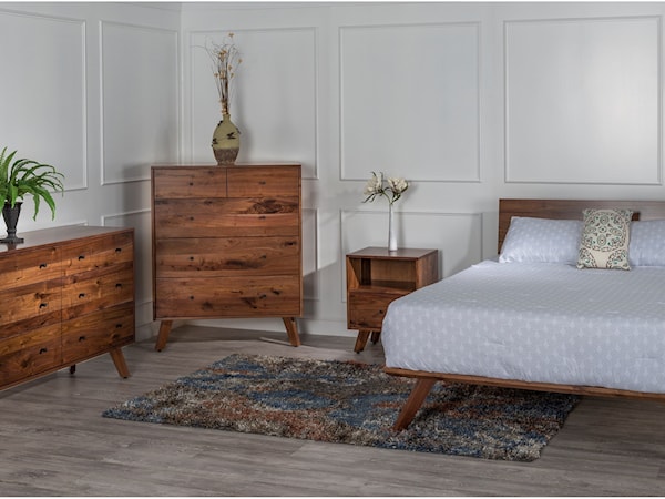 Customizable Queen Bedroom Group