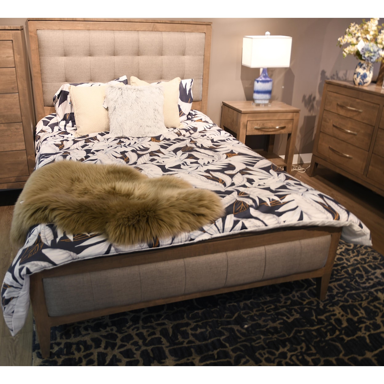 Handstone Catalina Queen Upholstered Bed