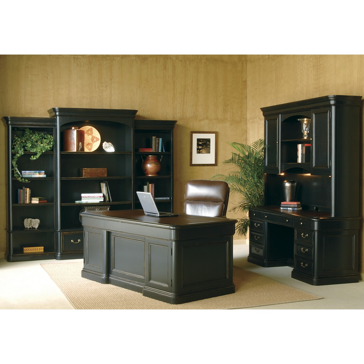 Hekman 7-9100 Executive Credenza with Hutch