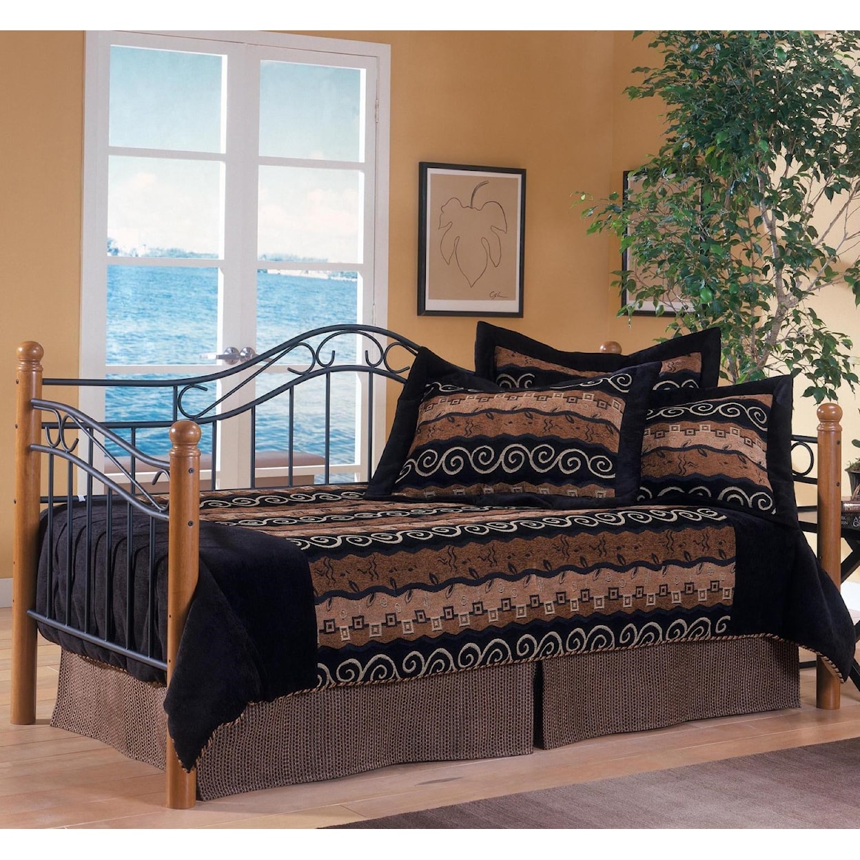 Hillsdale    Twin Daybed