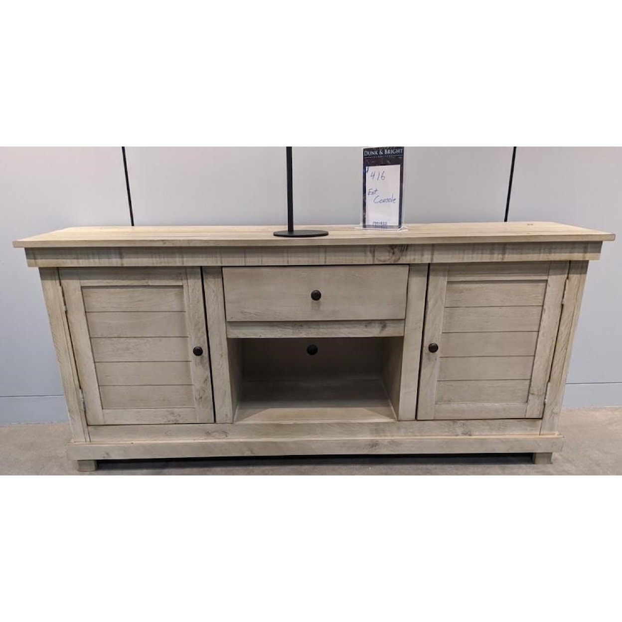 Hillsdale ENT Console Entertainment Console