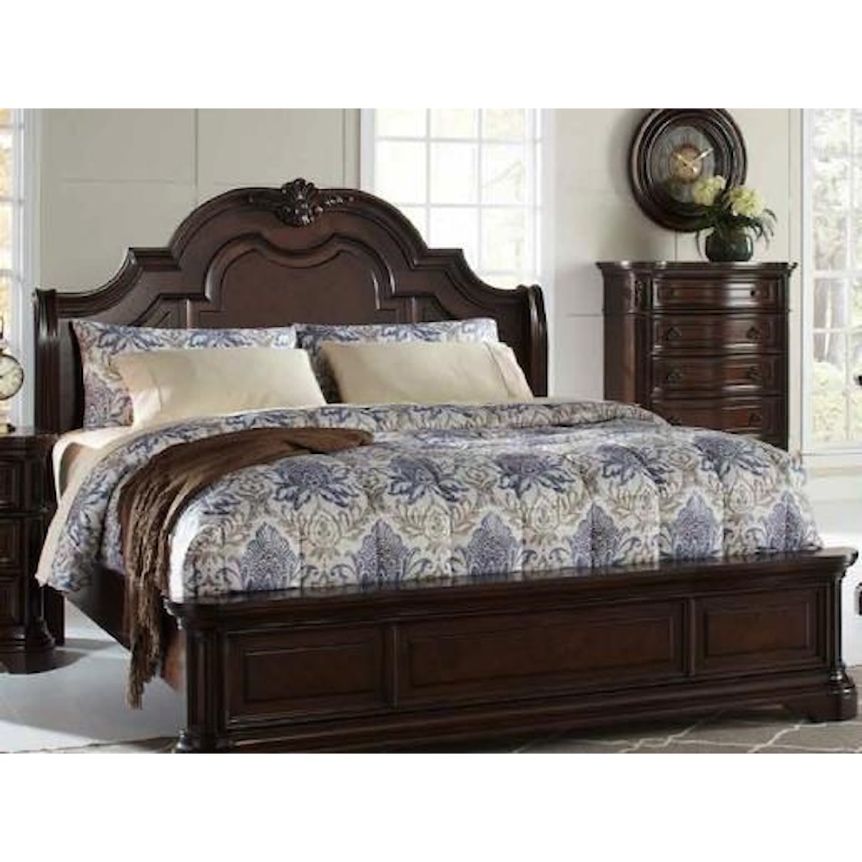 Home Insights Alexandria Queen Sleigh Bed