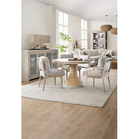 Casual Dining Room Group