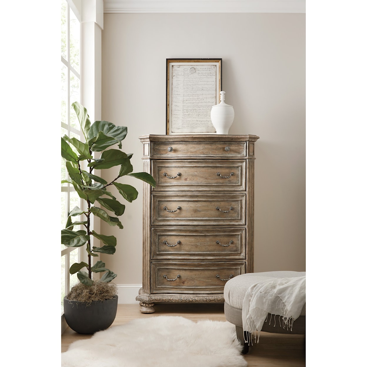 Hooker Furniture Castella 5-Drawer Chest