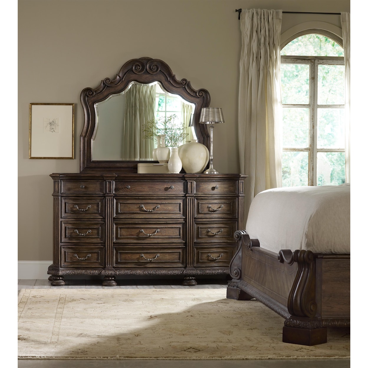 Hooker Furniture Rhapsody Twelve Drawer Dresser