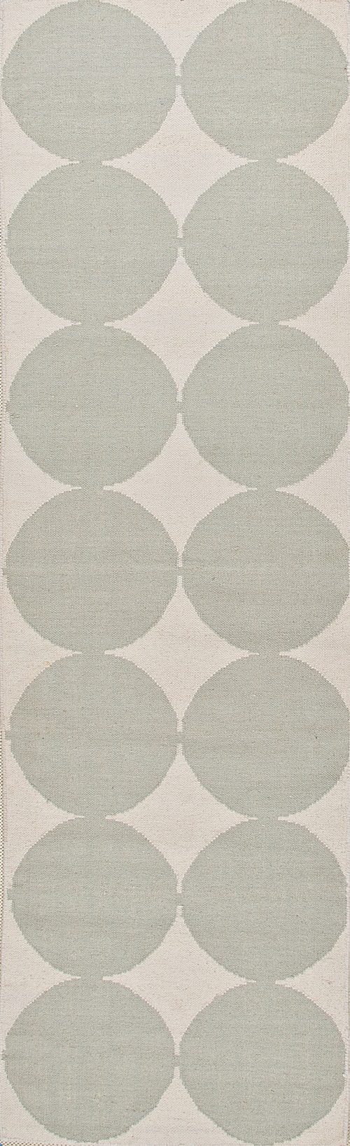 2.6 x 8 Rug