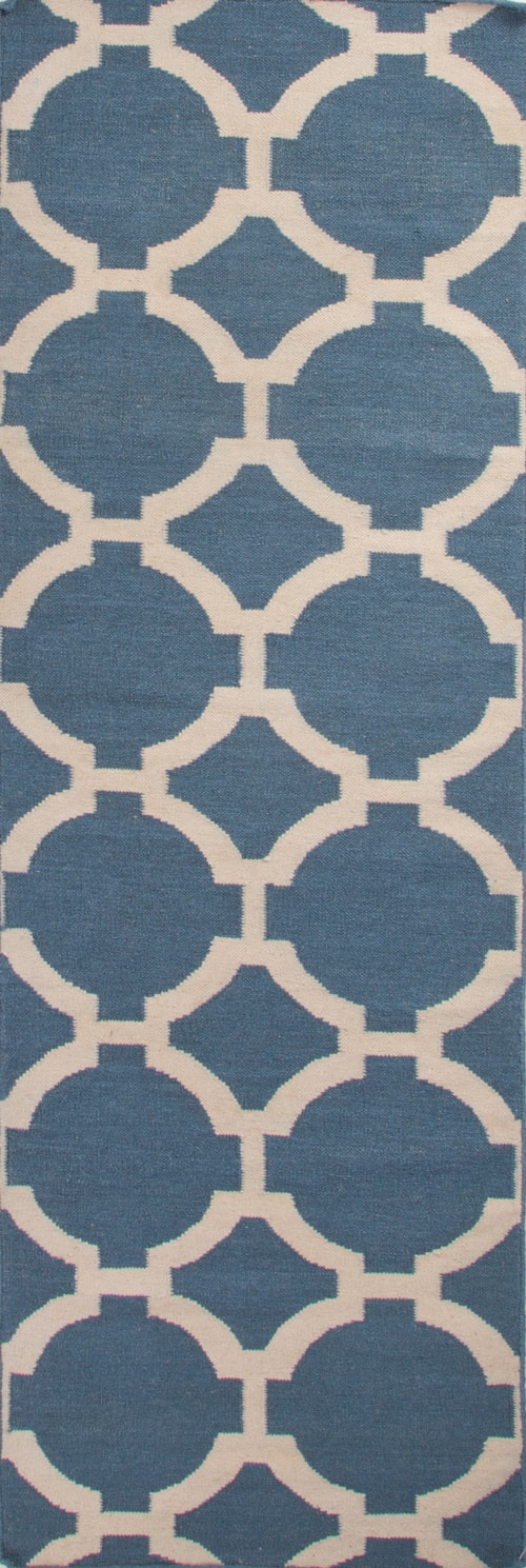 2.6 x 8 Rug